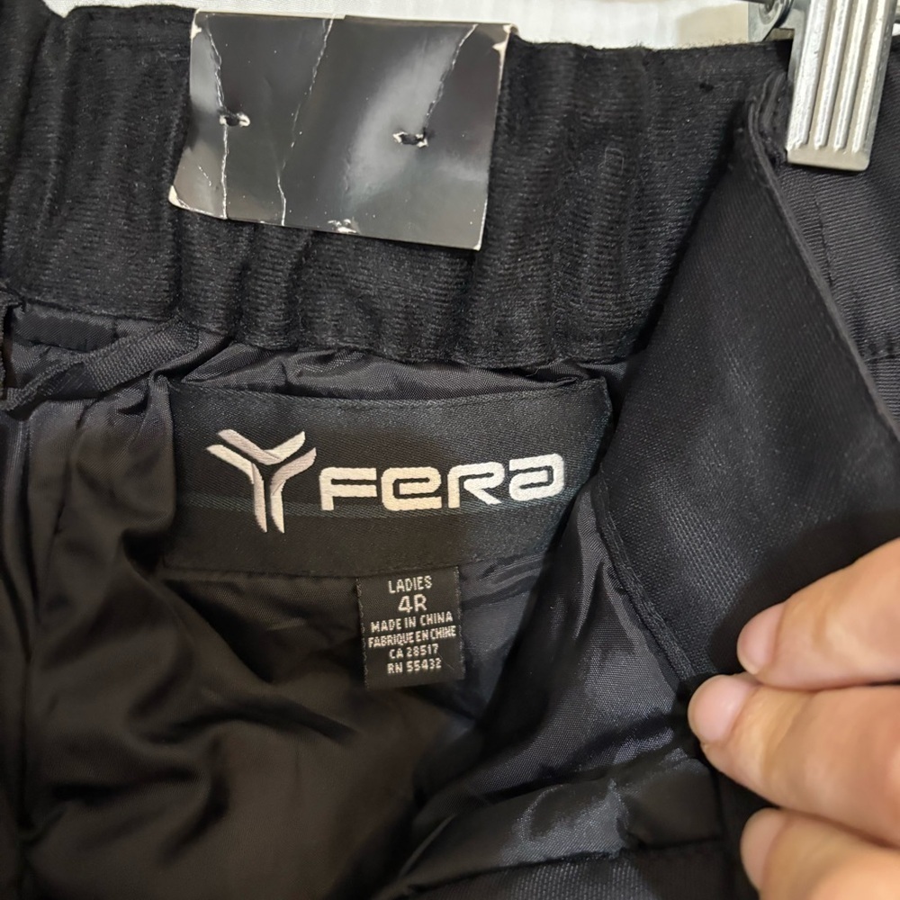 NWT Fera Black Ski Snowboard Pants Cold Weather Insulated Elastic Waist Sz 4R - Picture 2 of 9